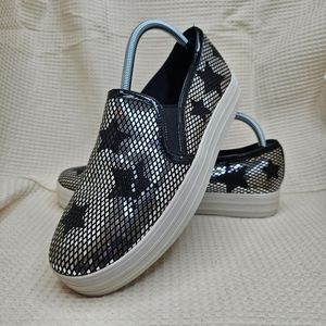 Skechers Women's 9.5 Black Silver Double Starshine Comfort Shoe